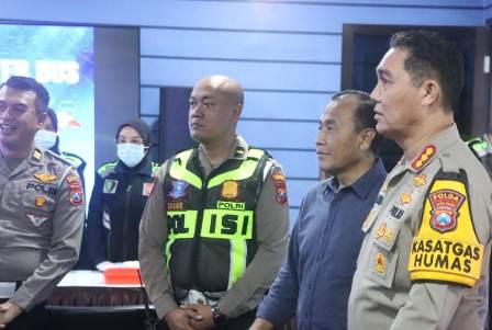 Satgas Ops Lilin Semeru Polda Jatim Cek Pospam Terminal Purabaya Pastikan Pelayanan Maksimal