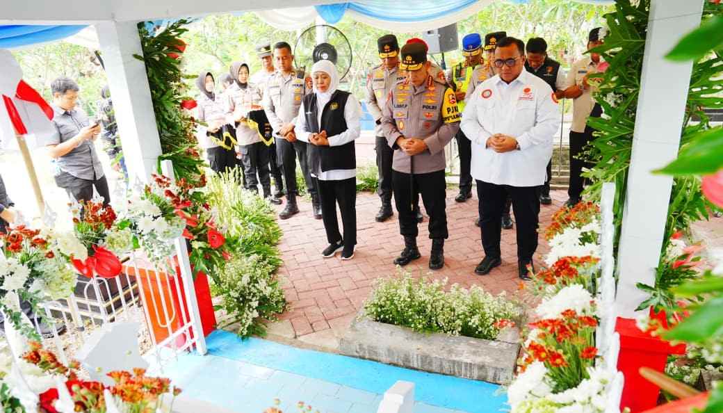 Ziarah Makam hingga Groundbreaking Museum Marsinah, Kapolri: Mengenang Pahlawan Nasional Buruh