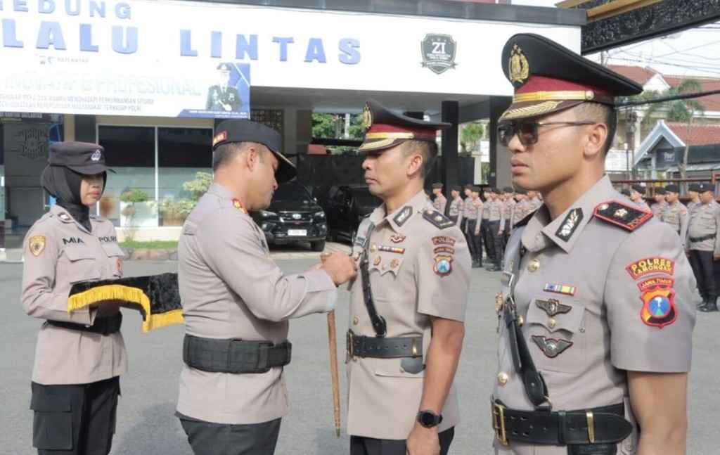 Kapolres Lamongan Pimpin Sertijab Wakapolres, Kasat Reskoba dan Kapolsek
