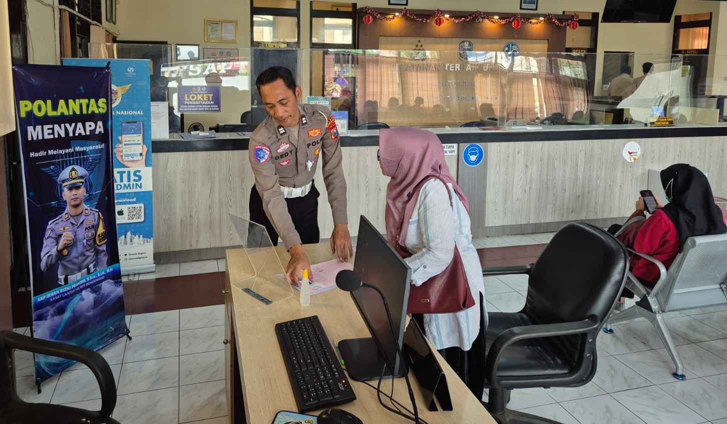 Polantas Menyapa : Polres Bondowoso Wujudkan Pelayanan Cepat dan Tepat dengan 3S