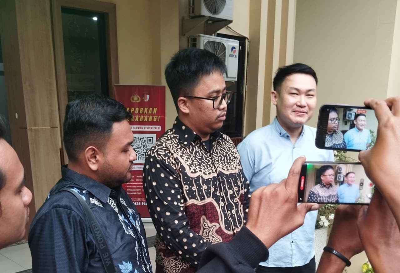 Dua Korban Laporkan Founder Akademi Terkait  Penipuan Investasi Crypto Ke SPKT Polda Jatim