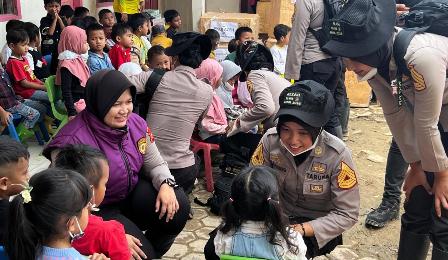 9 Taruna Akpol dan SSDM Polri Laksanakan Trauma Healing Perdana di Aceh Tamiang