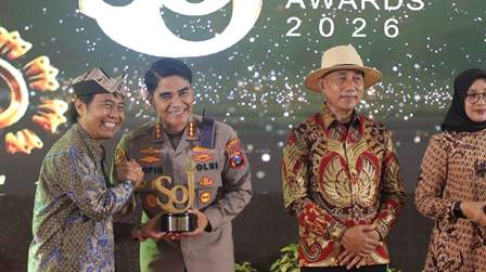 Kapolresta Banyuwangi Terima 'Sun Rise of Java Award 2026'