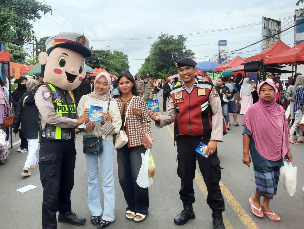 Operasi Keselamatan Semeru, Polres Situbondo Sampaikan Pesan Kamseltibcarlantas di CFD