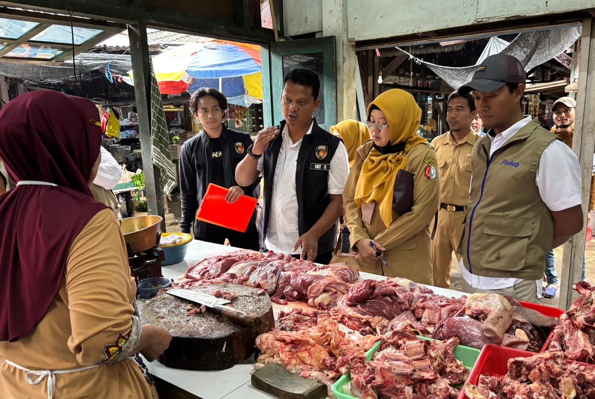 Jelang Ramadhan, Satgas Saber Polres Bojonegoro Bersama TPID Sidak Harga Sembako
