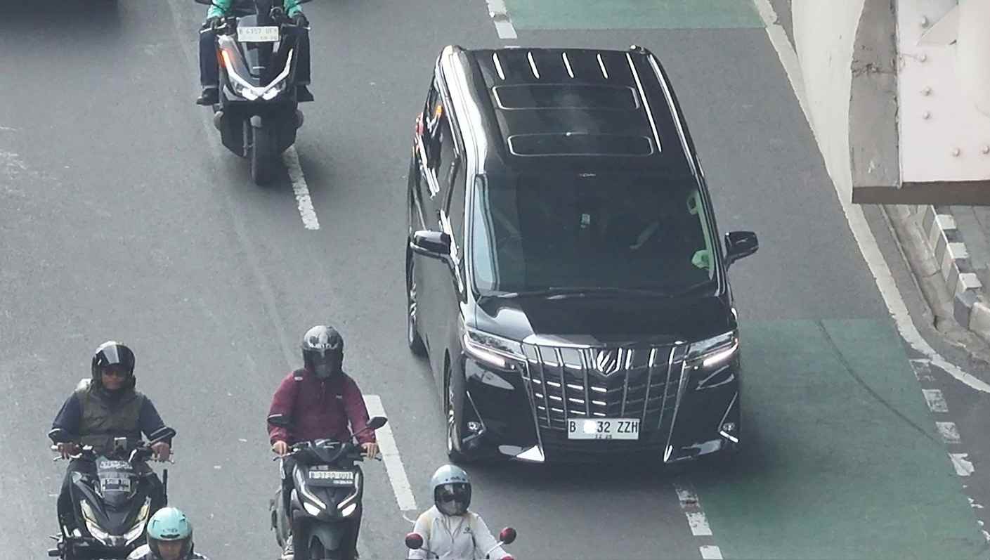 Pengawasan Ganjil Genap ETLE Drone Patrol Presisi Korlantas Polri Mengudara di Ruas Strategis Ibu Kota