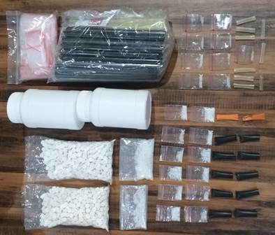 Polrestabes Surabaya Amankan 2 Tersangka Pengedar Narkoba, 109 Gram Sabu dan 2.000 Pil Koplo