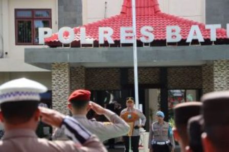 Pimpin Upacara Hari Kesadaran Nasional, Kapolres Batu Instruksikan Jajaran Kawal Stabilitas Pangan