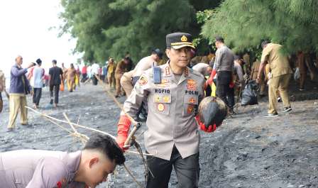 Kapolresta Banyuwangi Wujudkan Wisata Aman dan Resik Melalui Gerakan Banyuwangi Asri