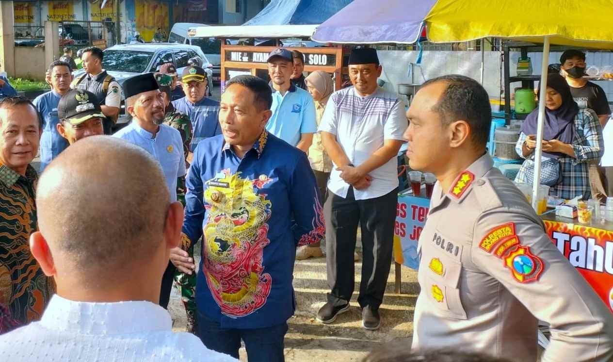Dibongkar Total,  Polresta Malang Kota Temukan Pelaku Penyewaan 14 Lapak Takjil Trotoar TKB